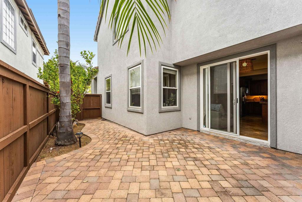 1546 Black Walnut Drive