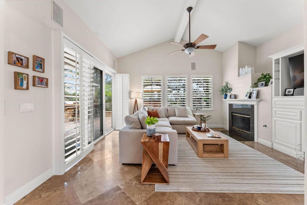 1546 Black Walnut Drive