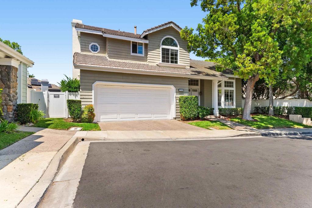 12144 Carrollton Square