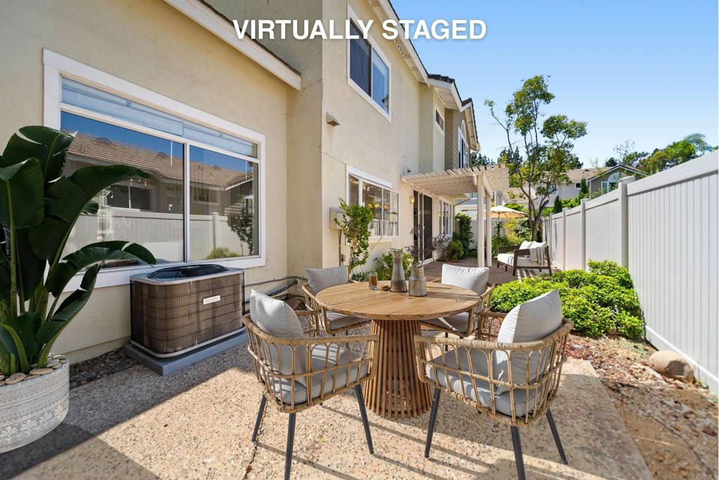 12144 Carrollton Square