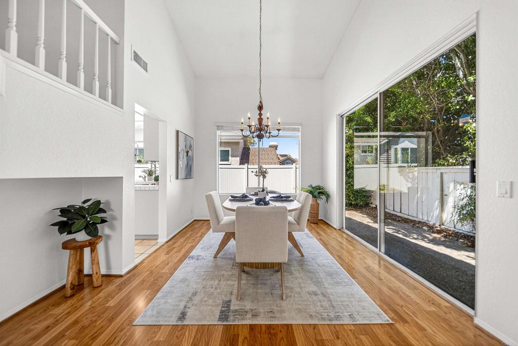 12144 Carrollton Square