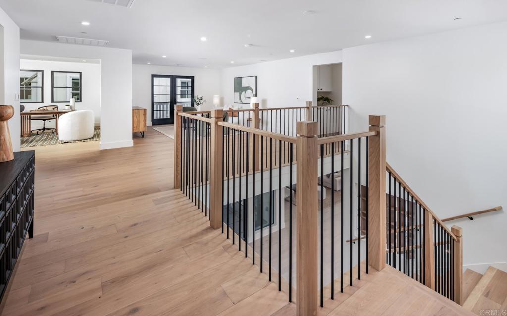 824 Conestoga Ct
