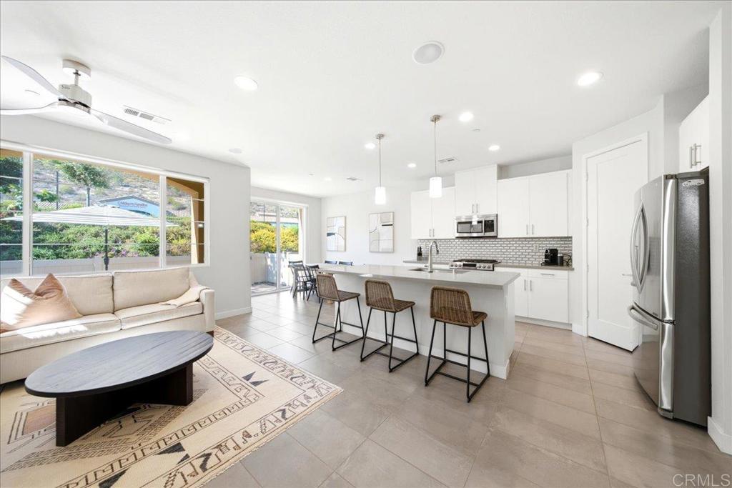 3387 Cordillera Court