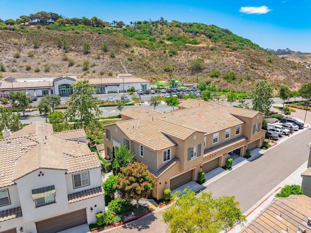 3387 Cordillera Court