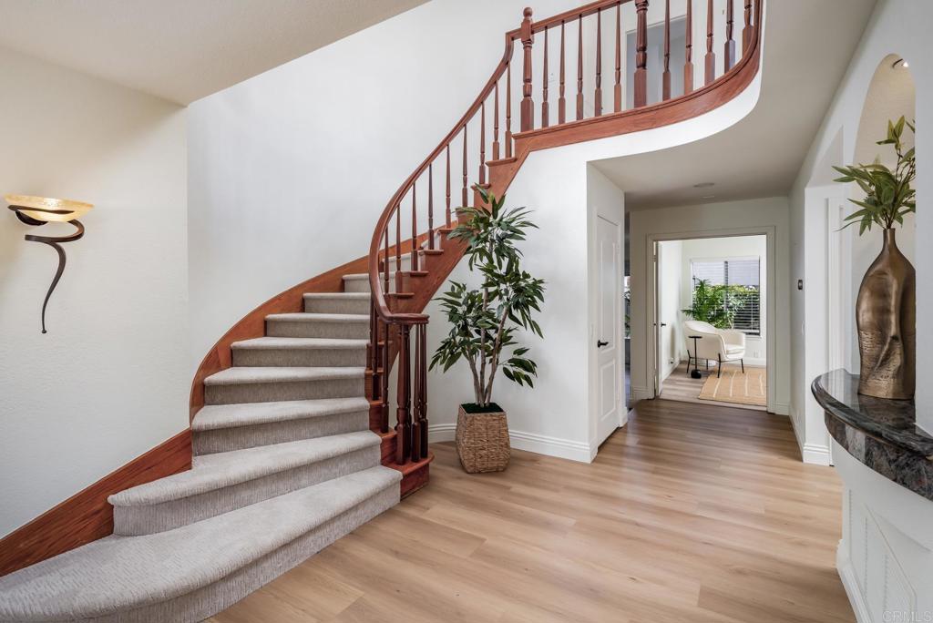 2471 Calle San Clemente