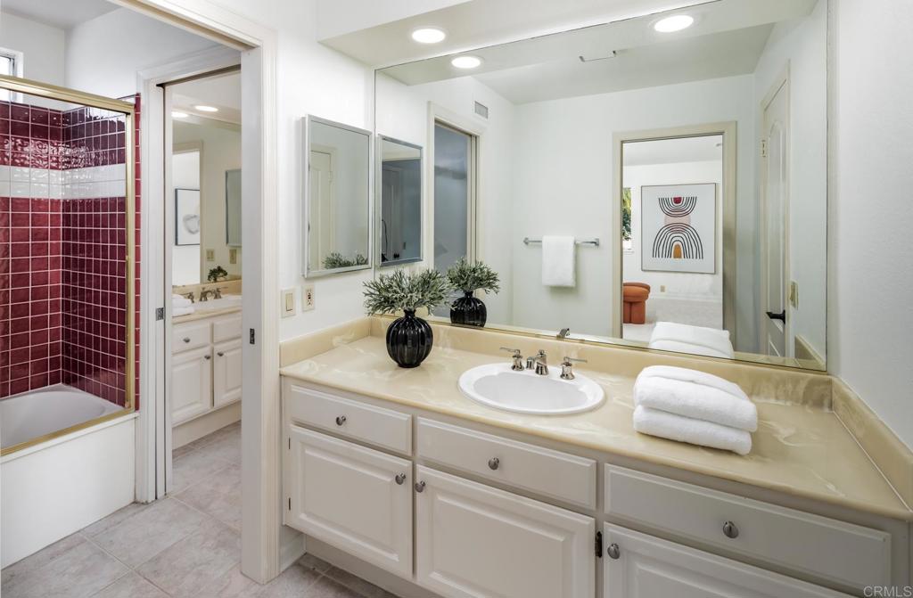 2471 Calle San Clemente
