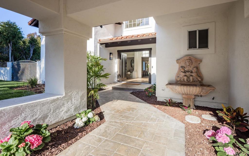2471 Calle San Clemente