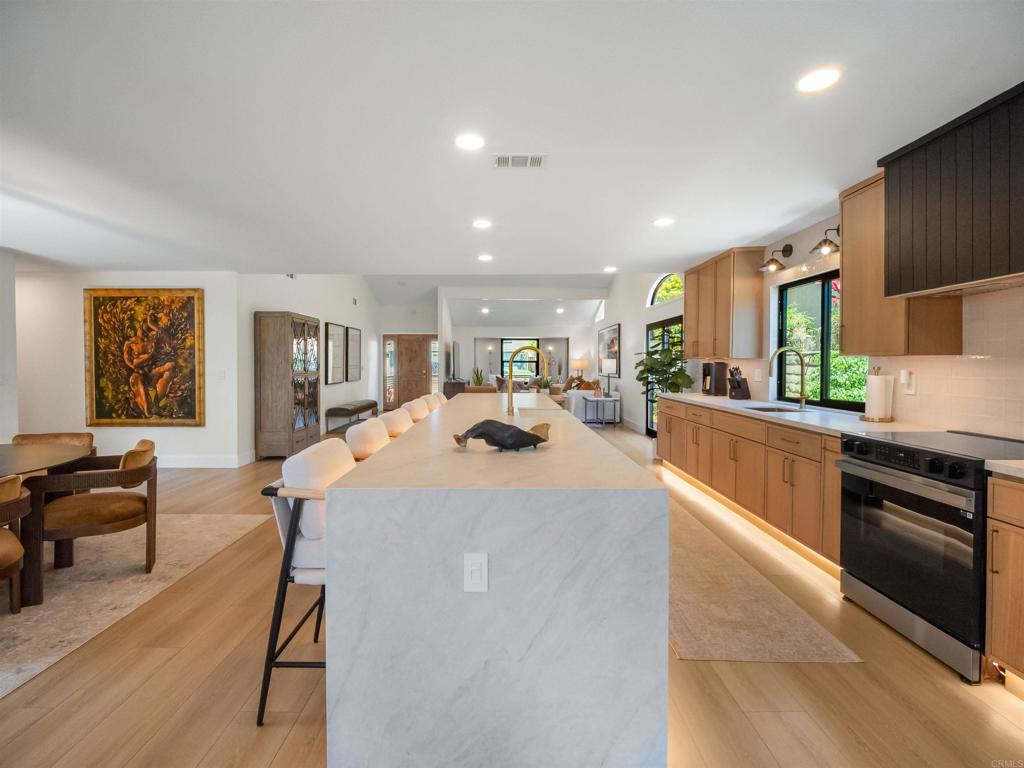 3985 Syme Drive