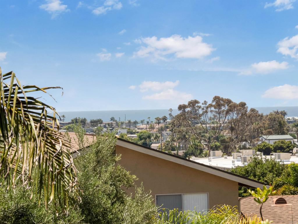3985 Syme Drive