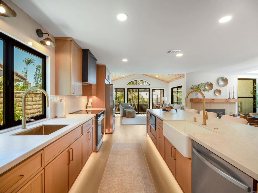 3985 Syme Drive