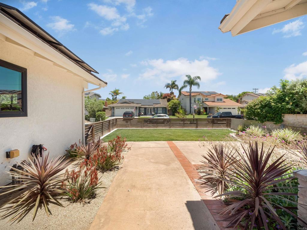 3985 Syme Drive