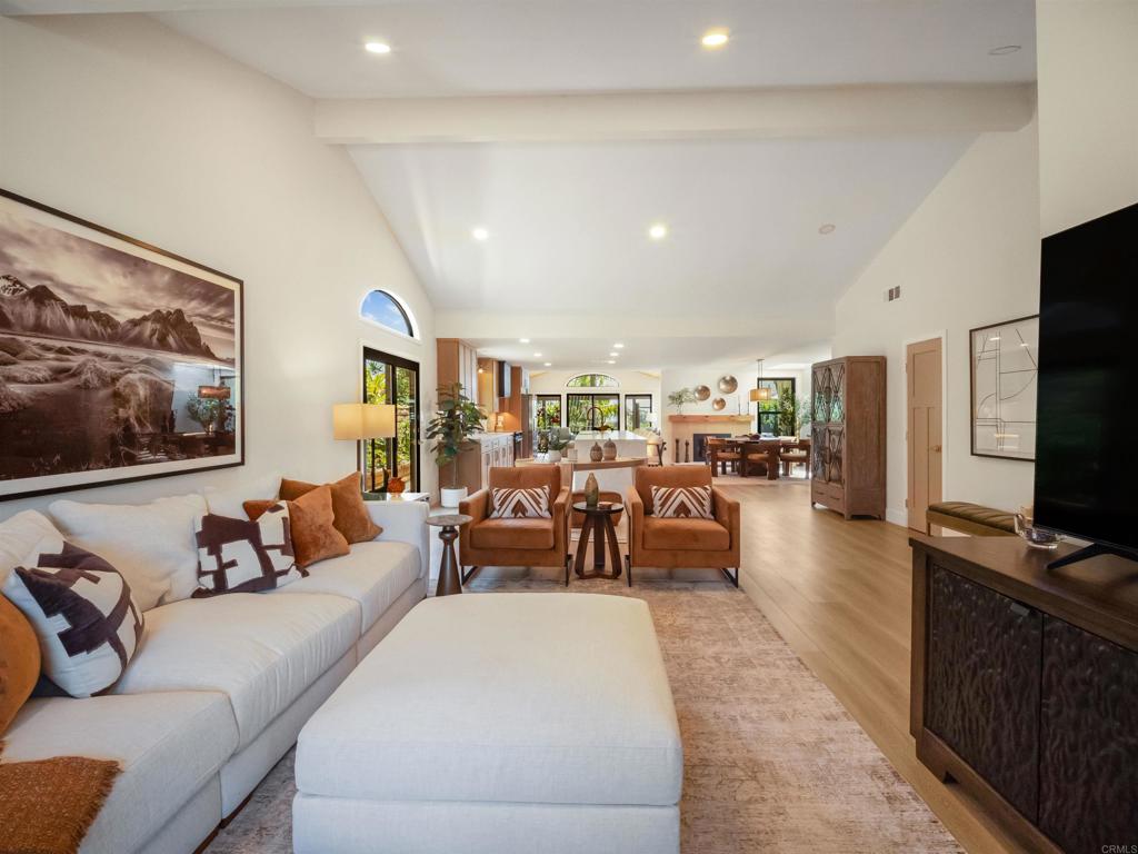 3985 Syme Drive