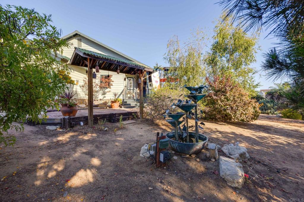 1818 Avocado Road