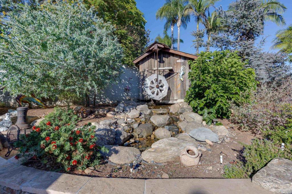 1818 Avocado Road