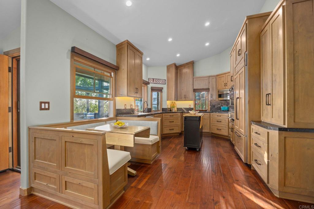 1818 Avocado Road