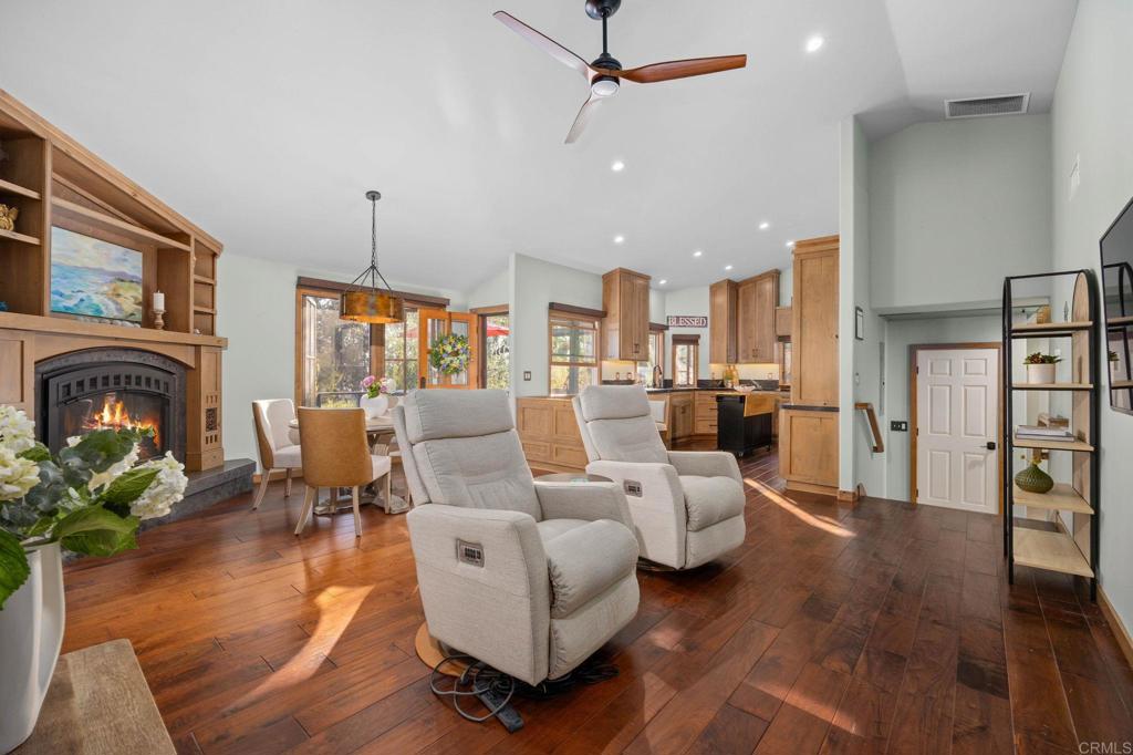 1818 Avocado Road