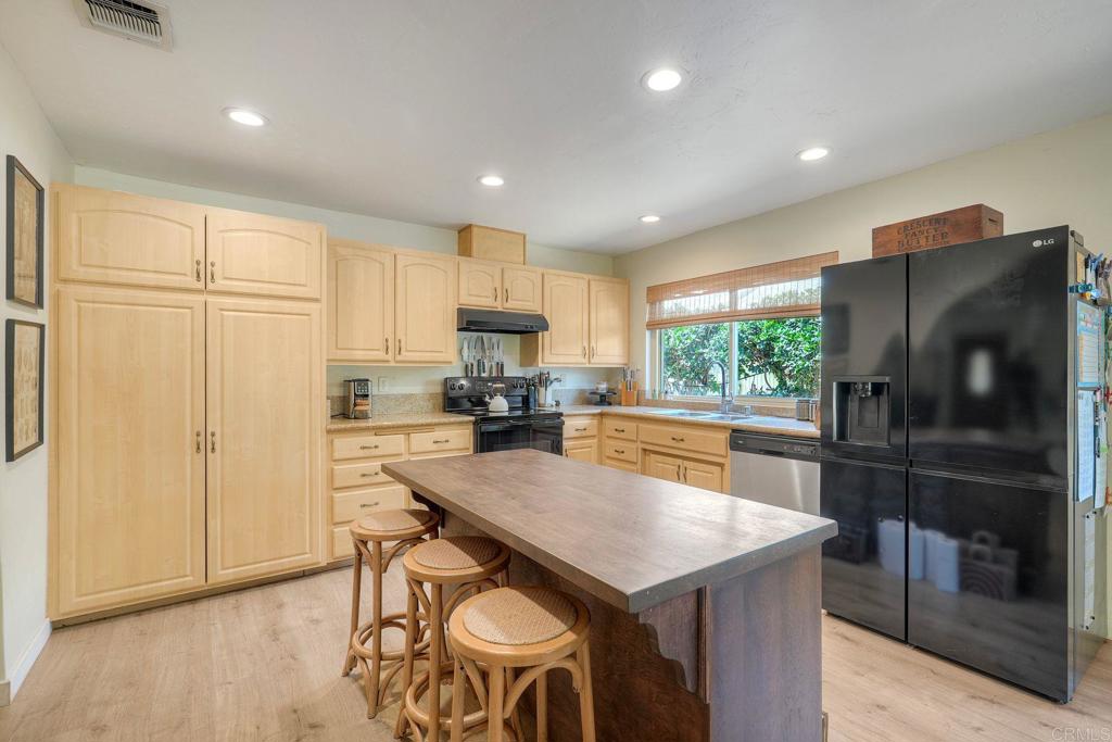 935 Tanya Lane