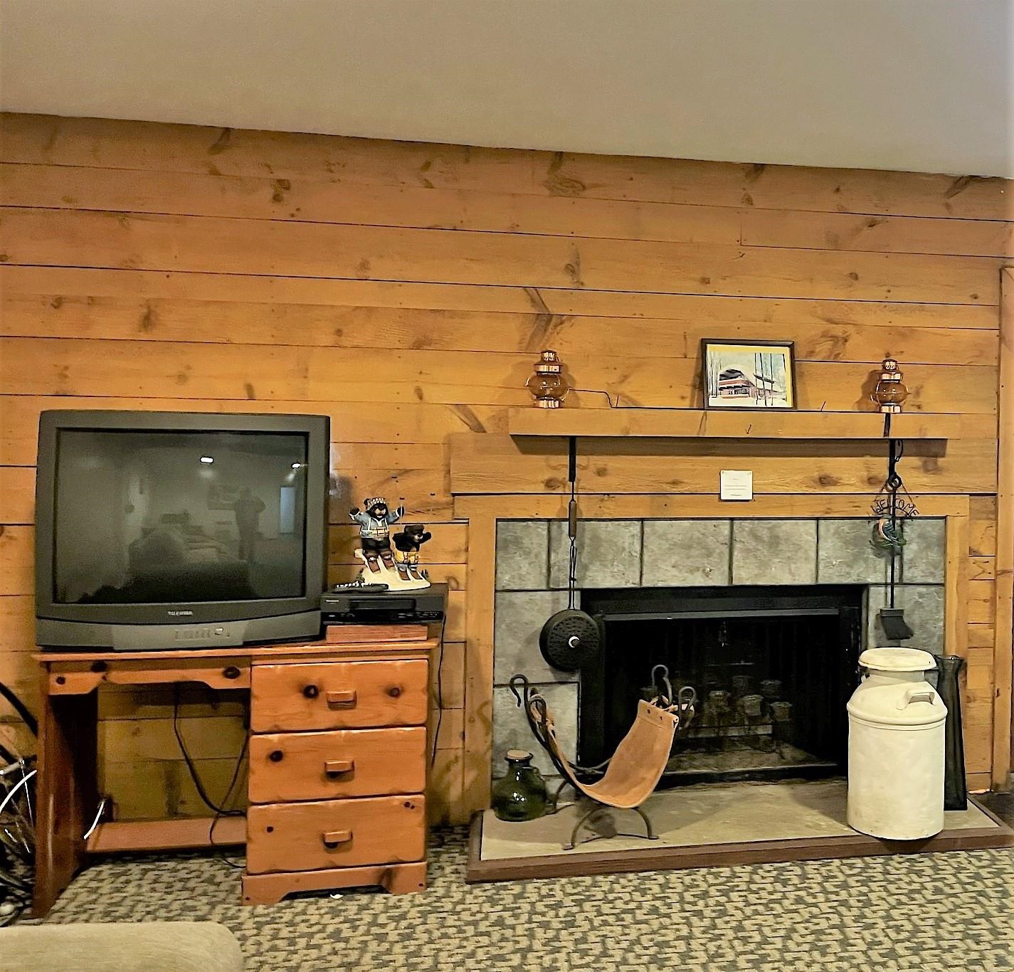 37 Gateway Court Unit: 10 A