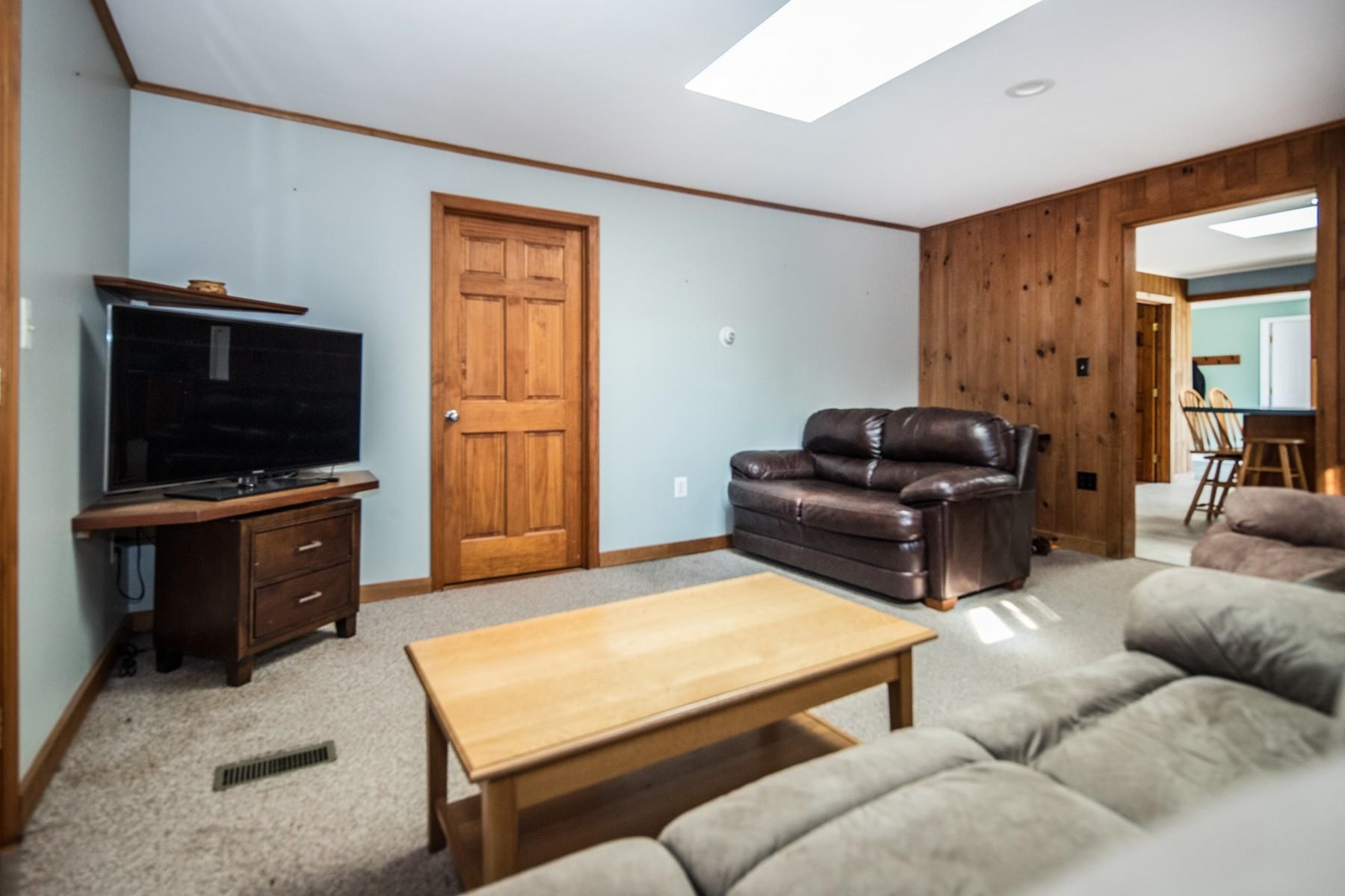 1713 Country Club Road