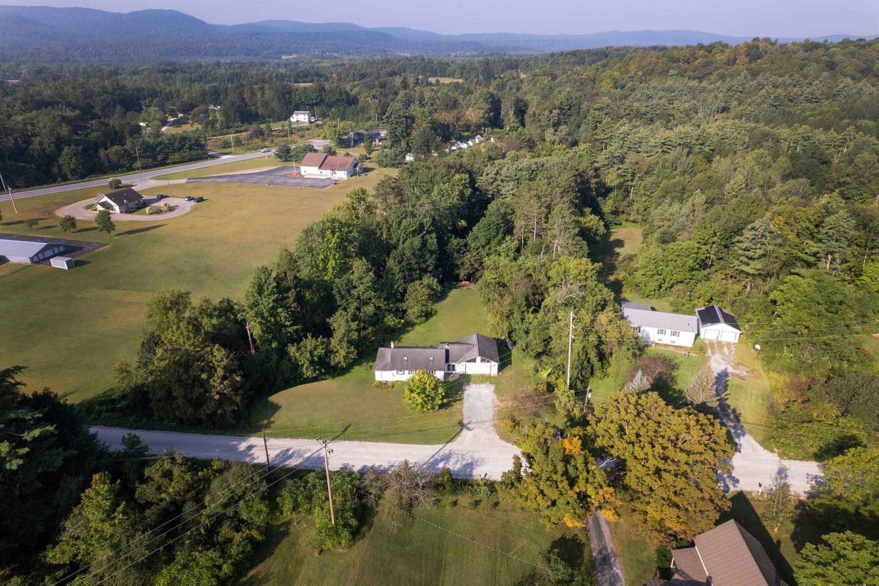1713 Country Club Road