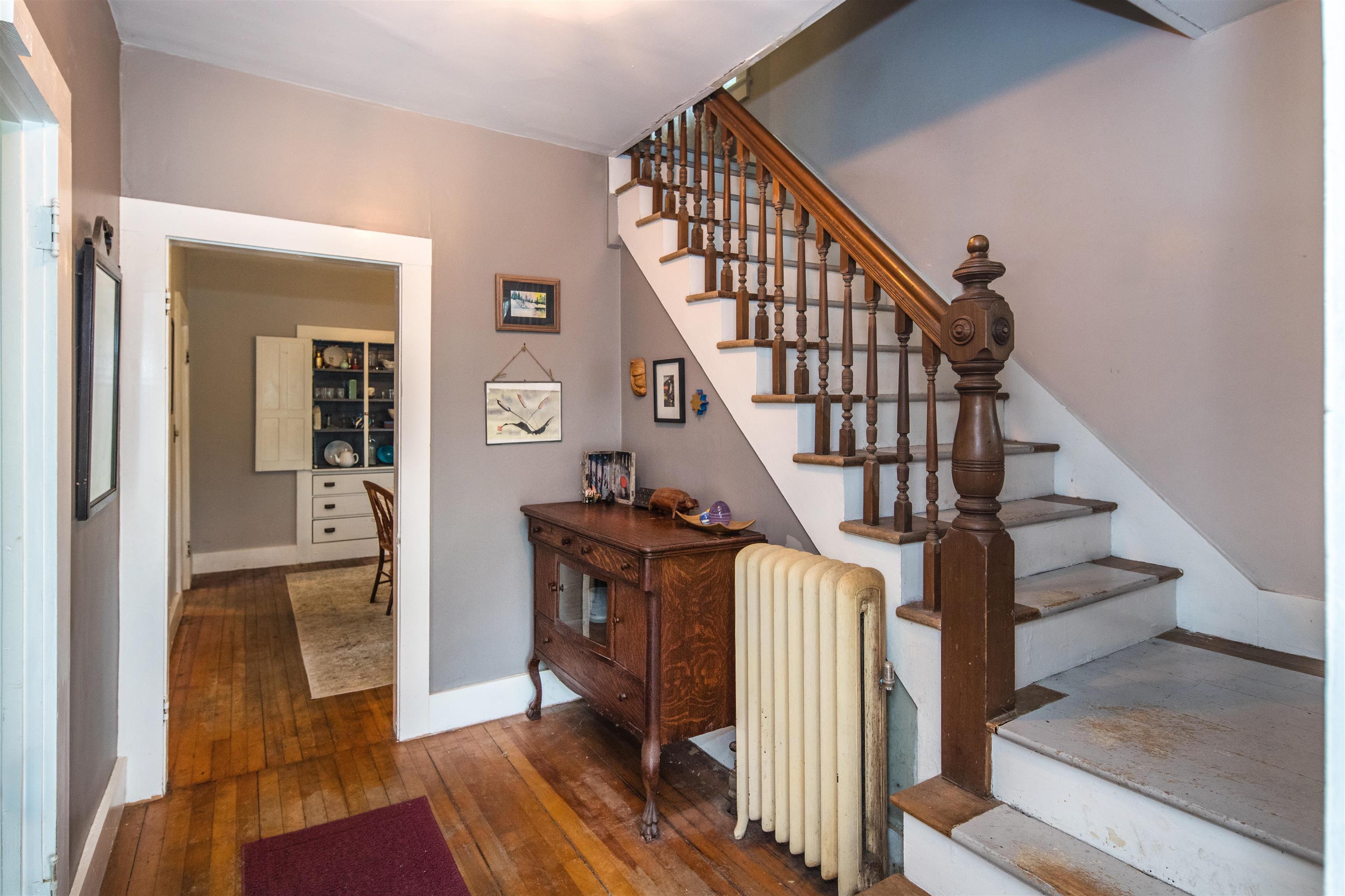 19 Pleasant Street