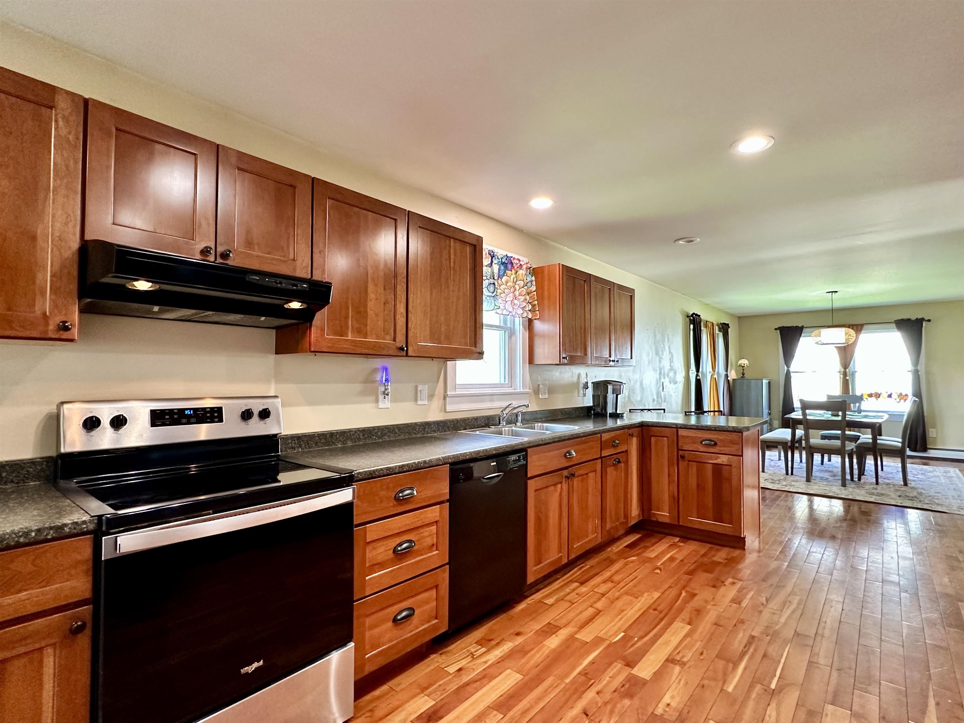 16 Edgewood Drive