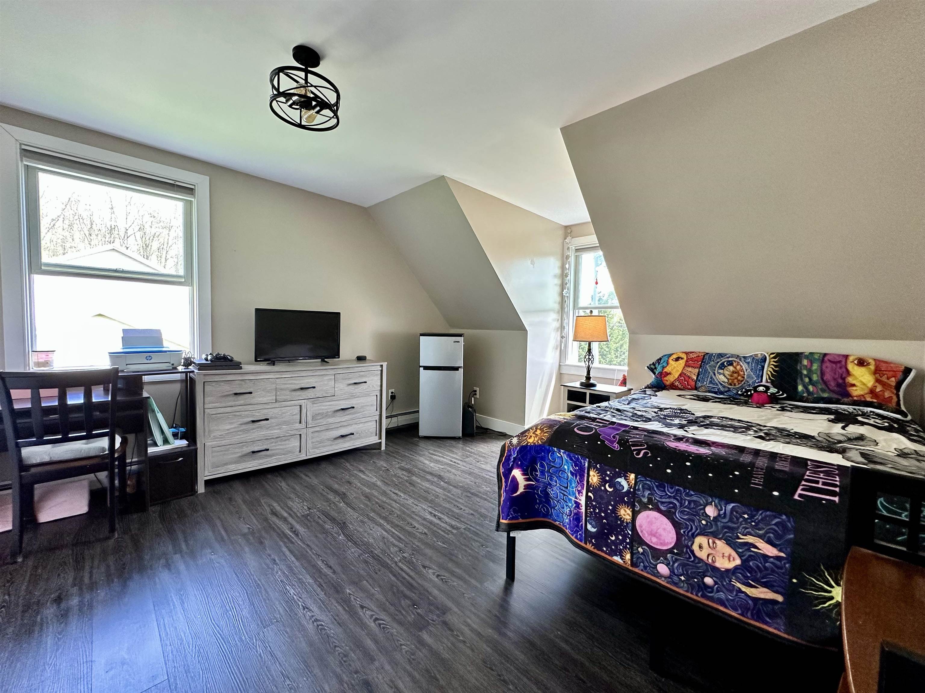 16 Edgewood Drive