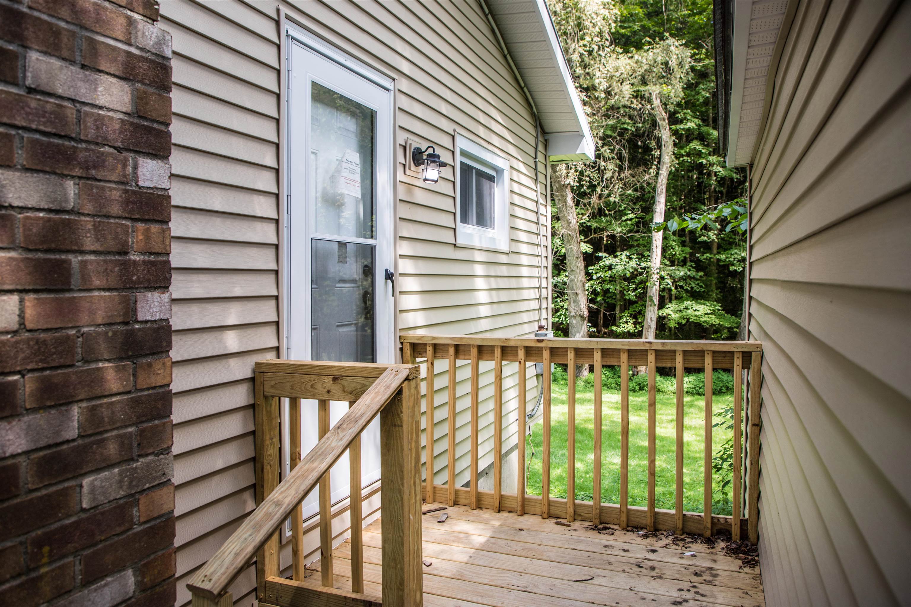 812 Middle Road