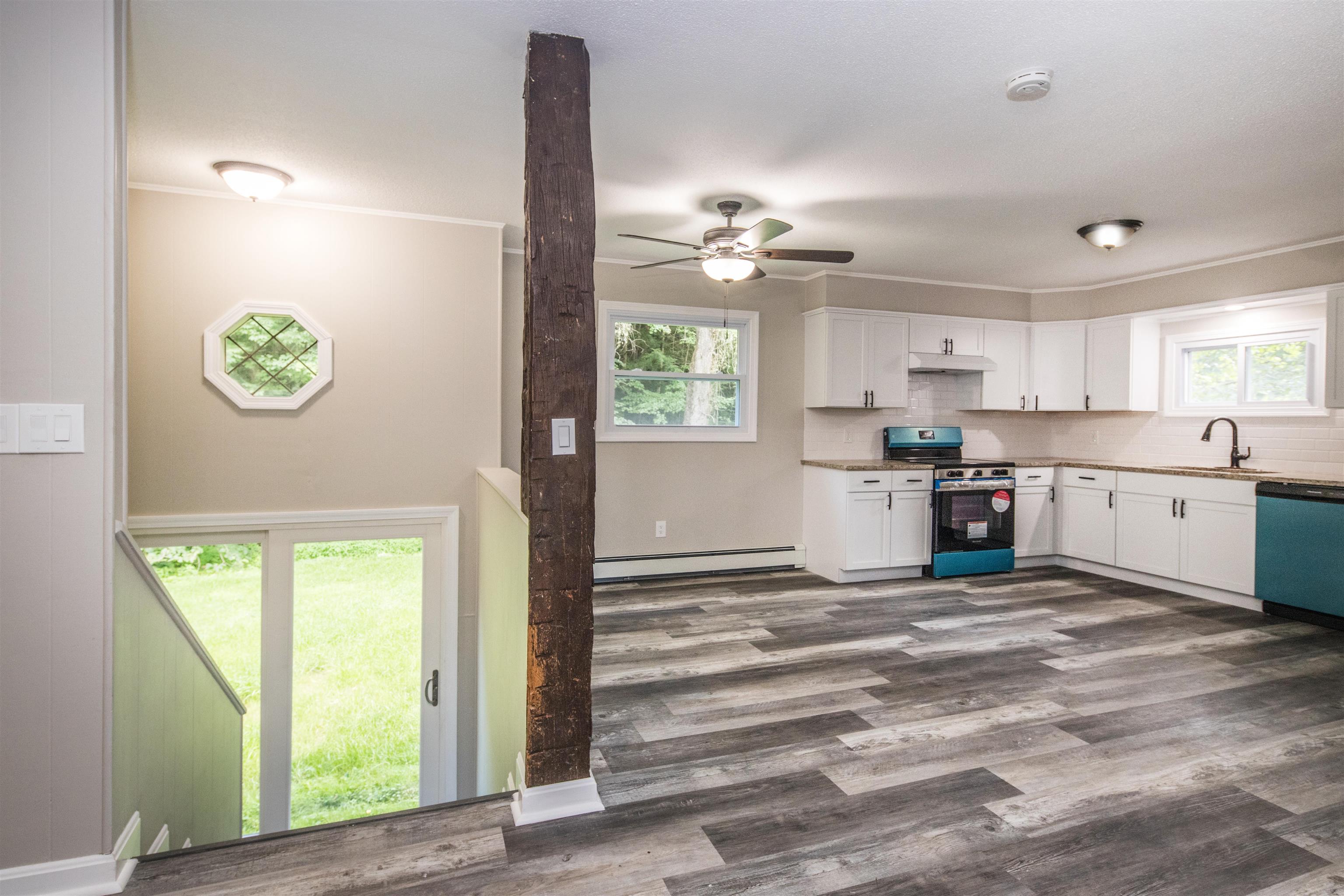 812 Middle Road