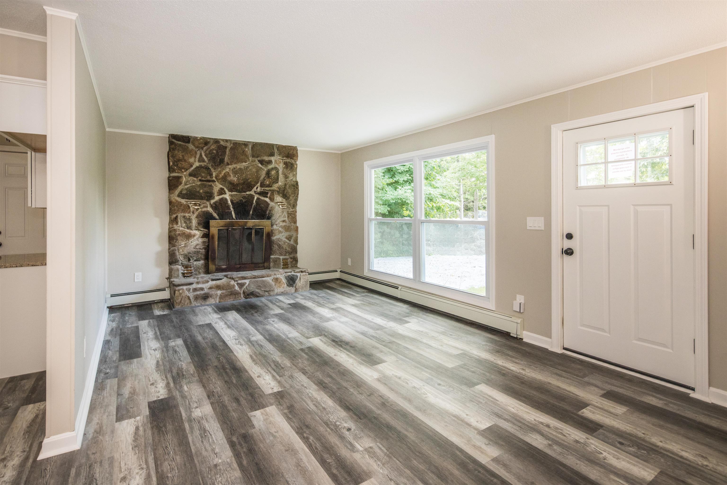 812 Middle Road