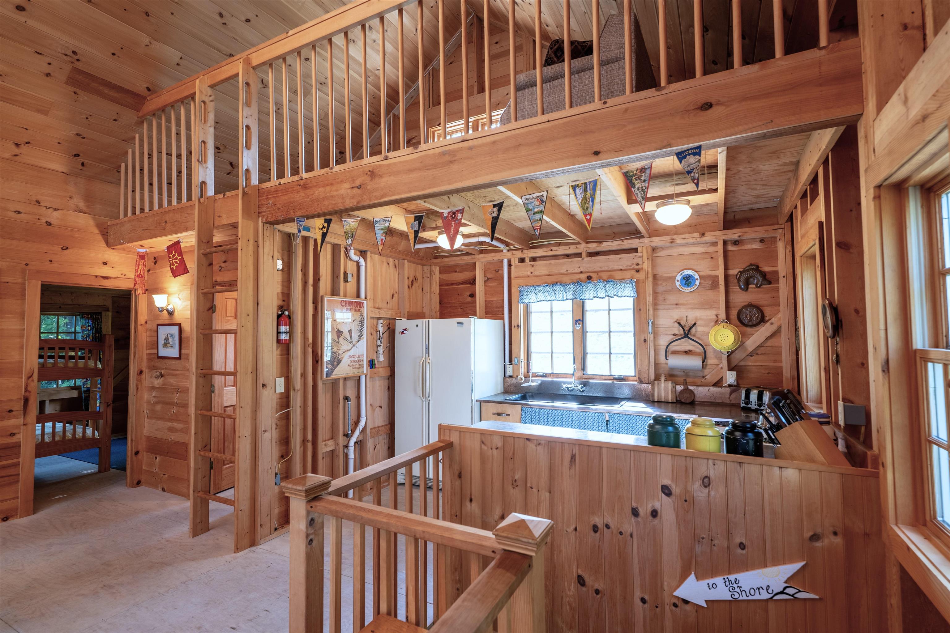 256 Lakeside Lane