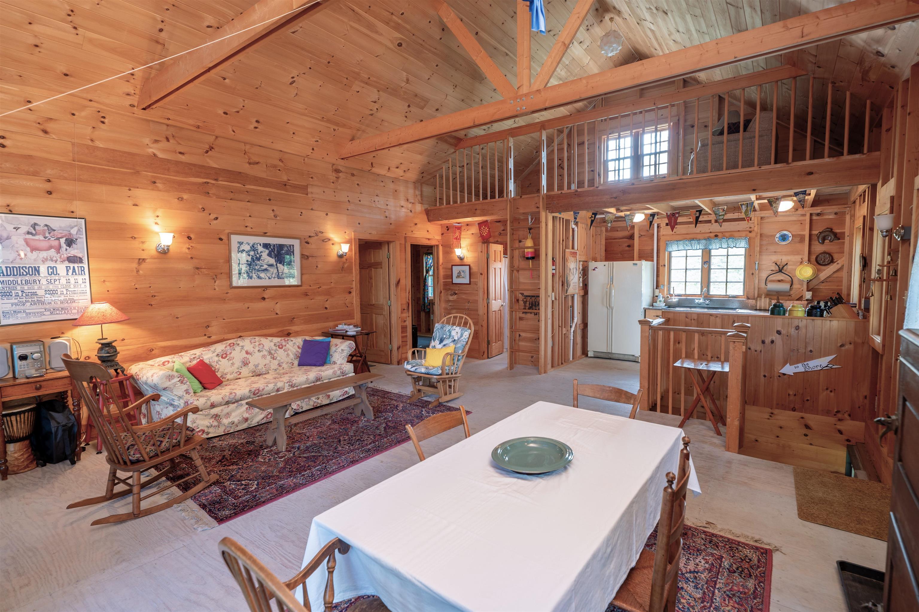 256 Lakeside Lane