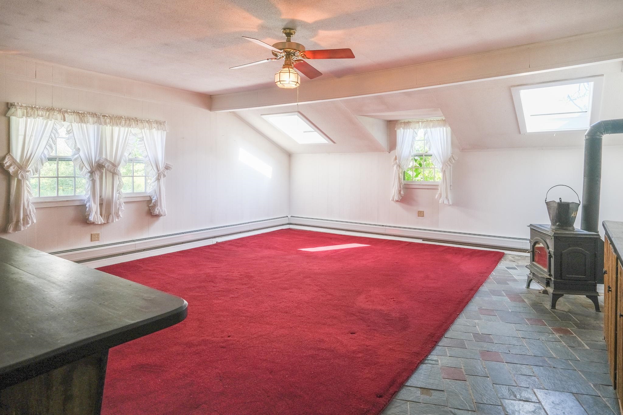 399 Crown Point Road