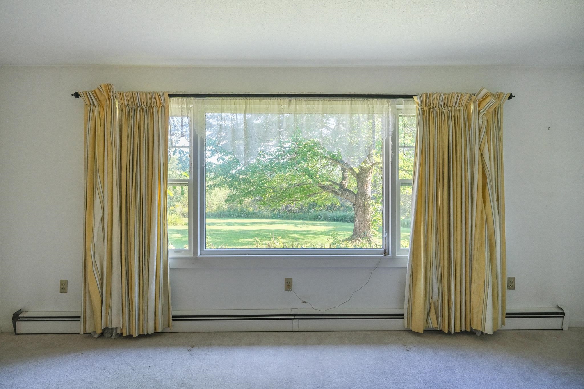 399 Crown Point Road