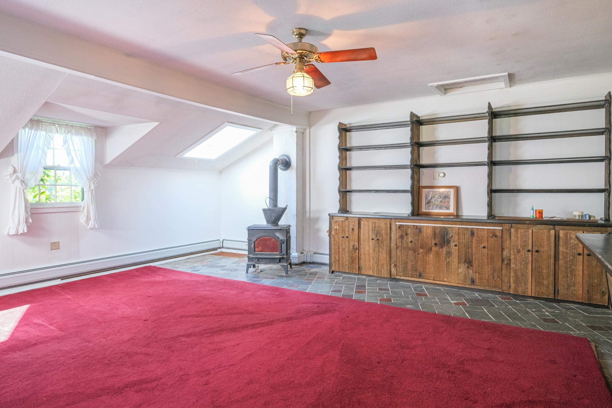 399 Crown Point Road