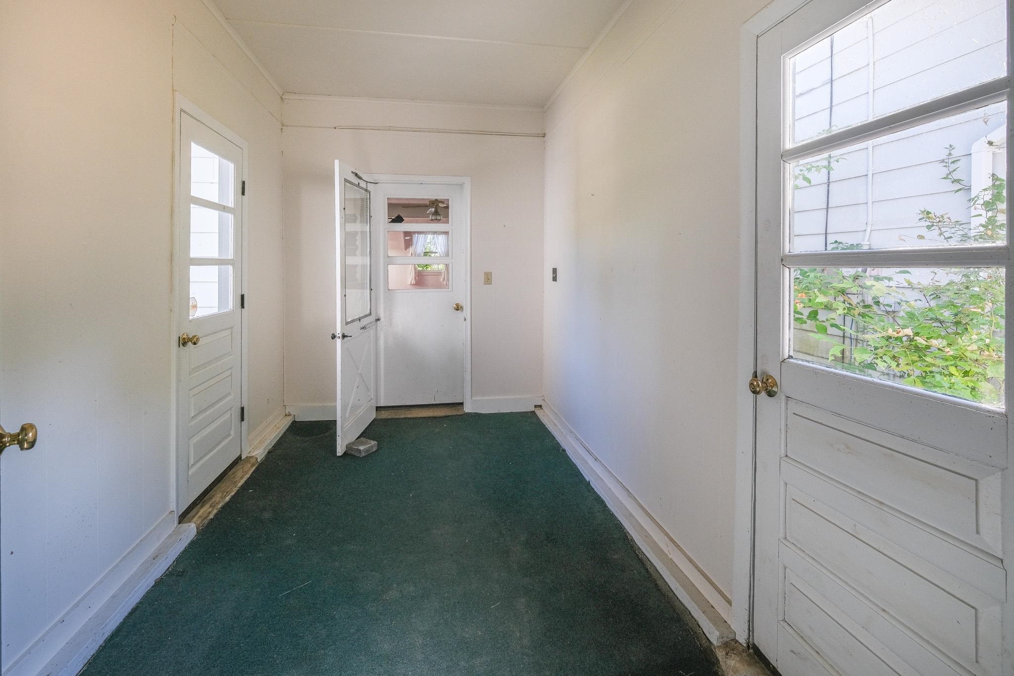 399 Crown Point Road