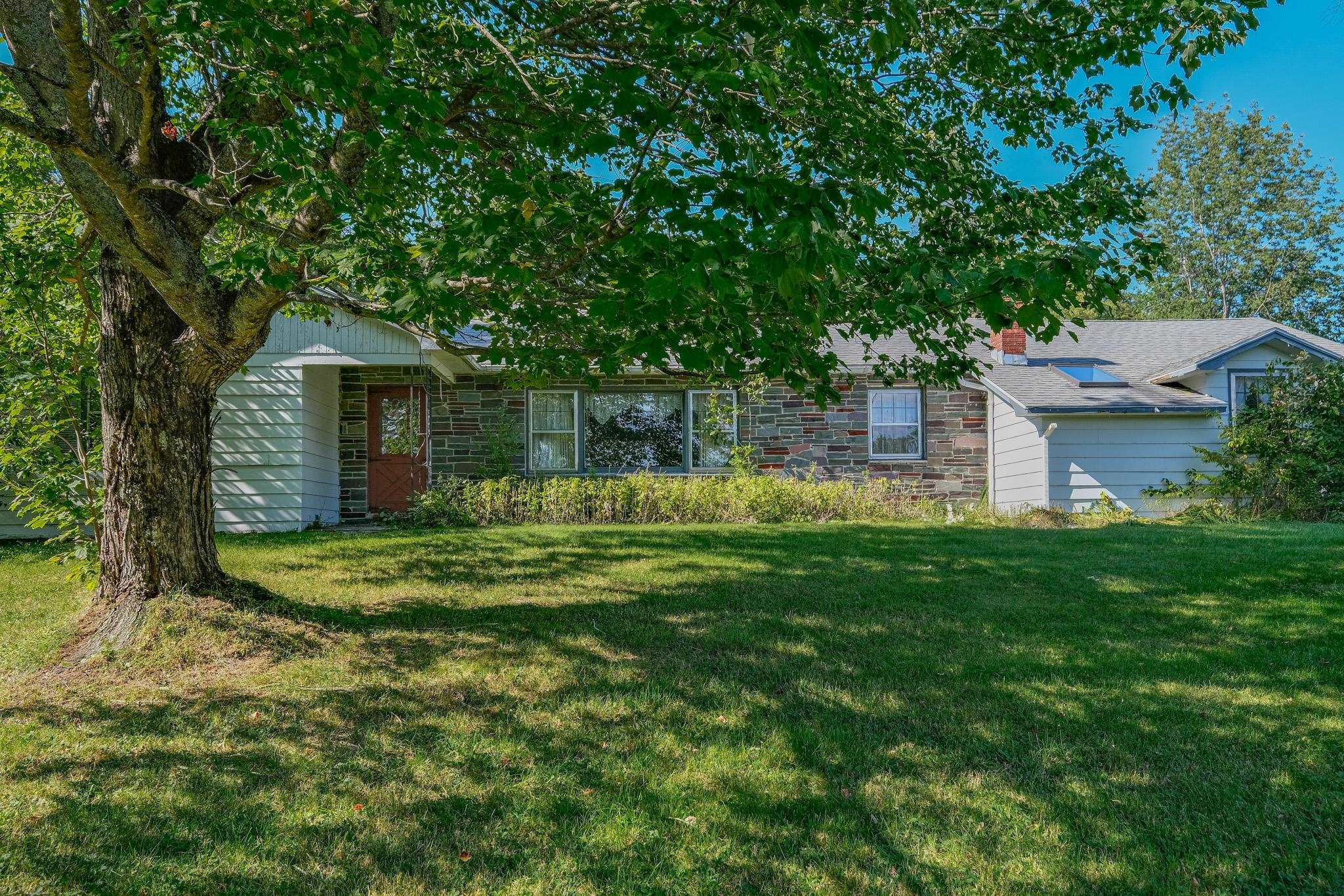 399 Crown Point Road