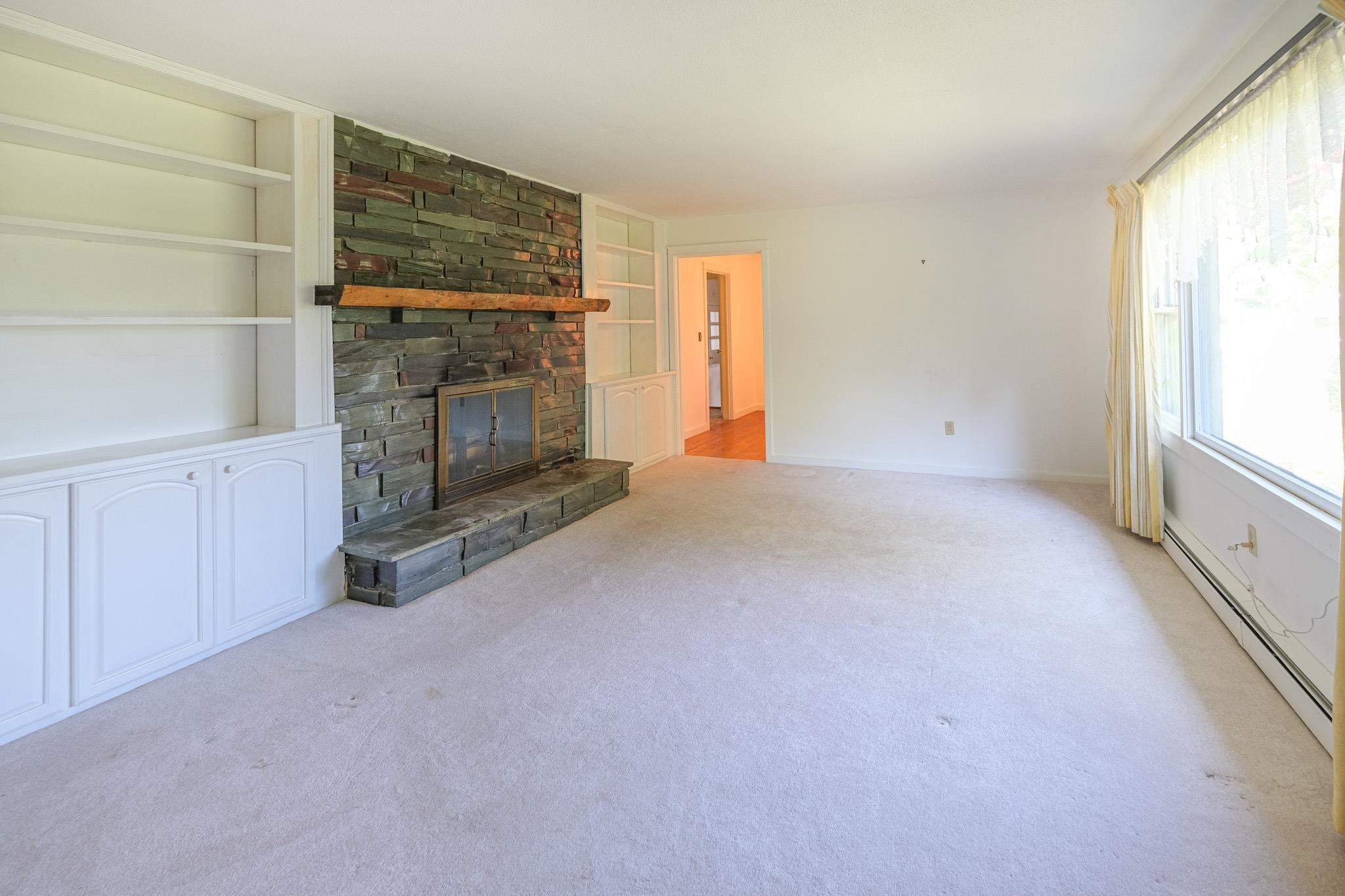 399 Crown Point Road