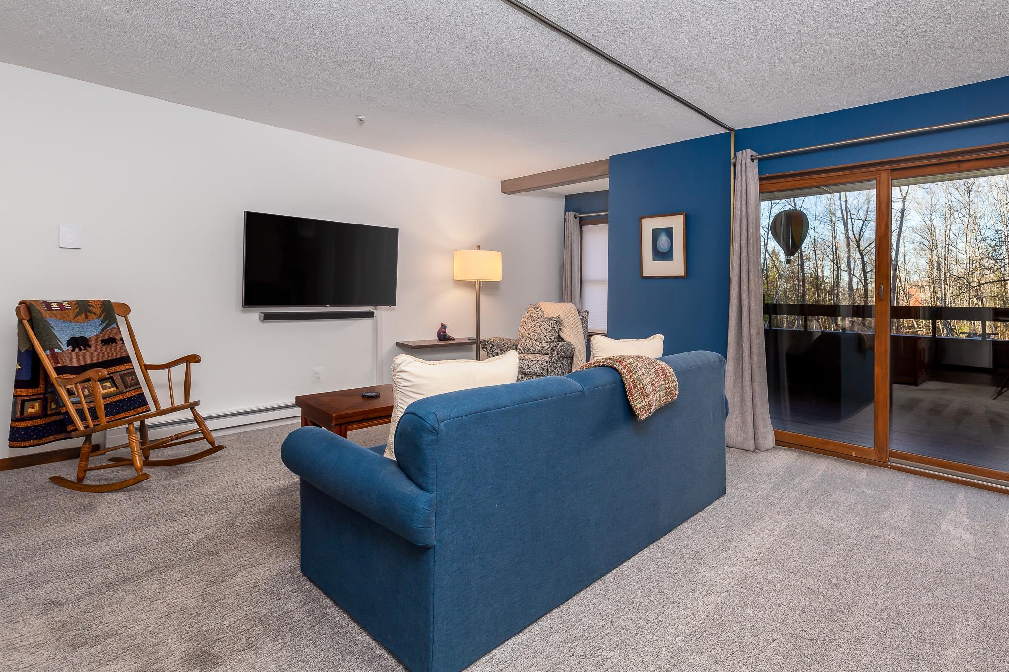 118 Gateway Court Unit: 2-B