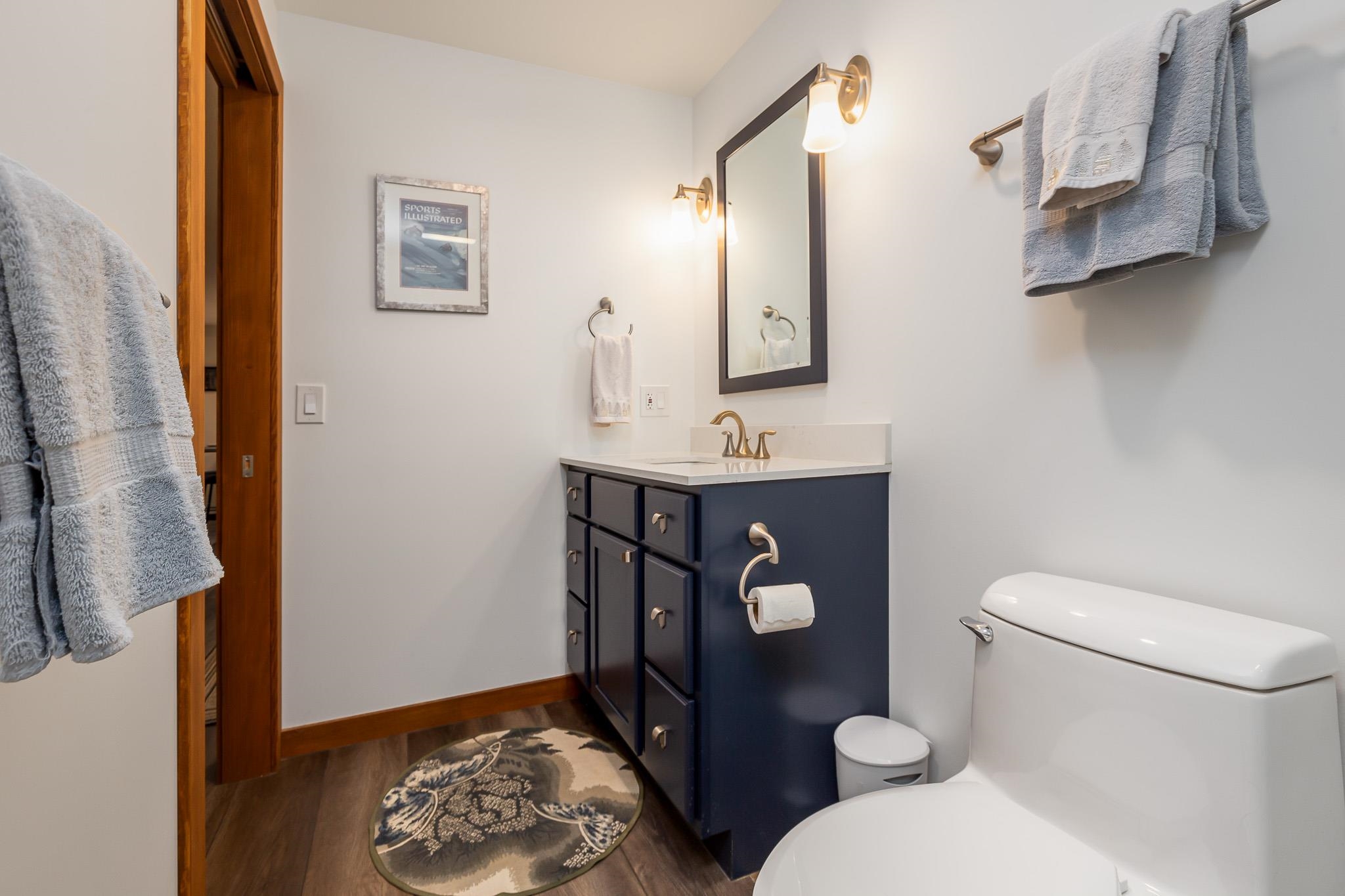118 Gateway Court Unit: 2-B