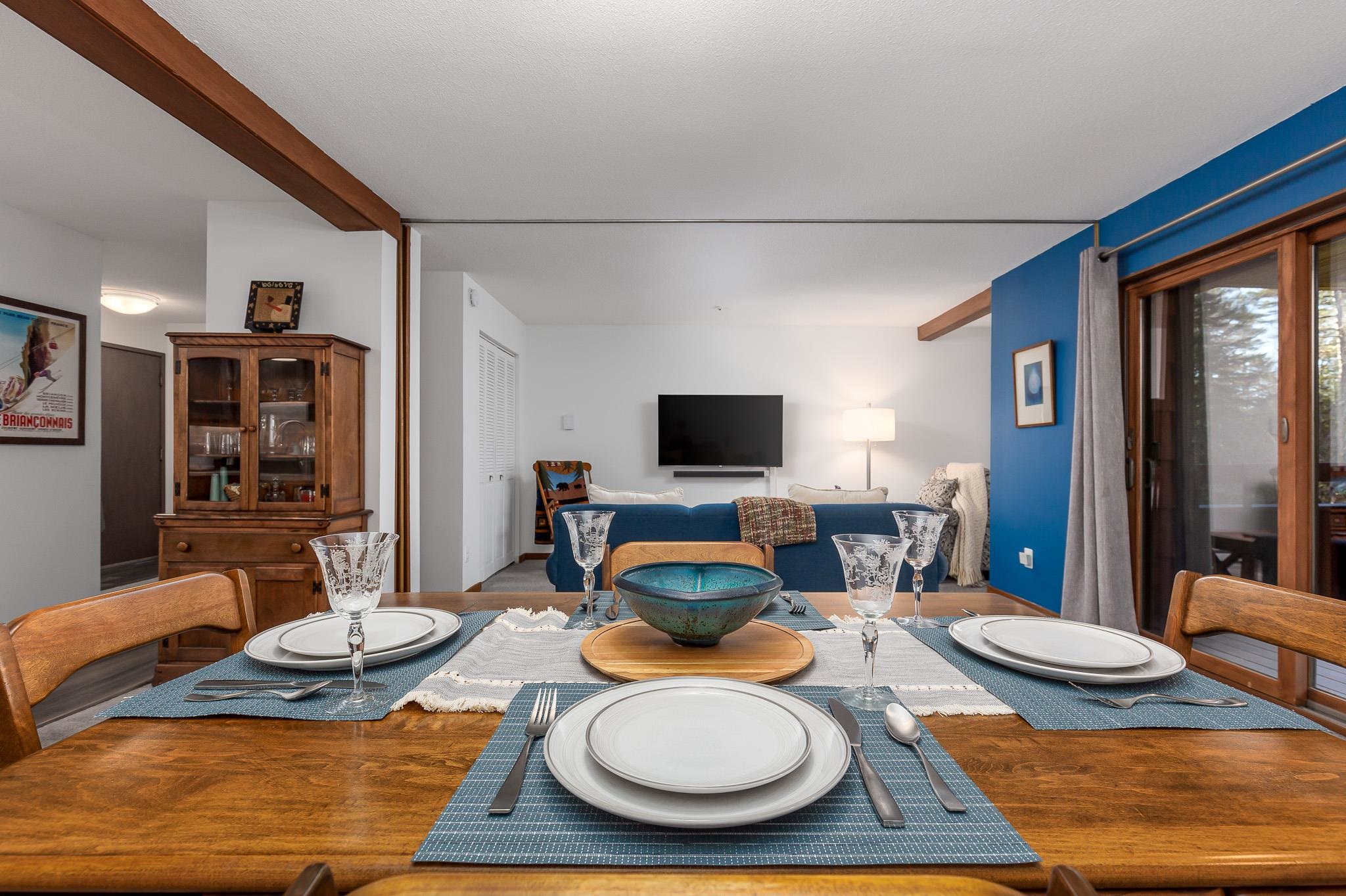 118 Gateway Court Unit: 2-B
