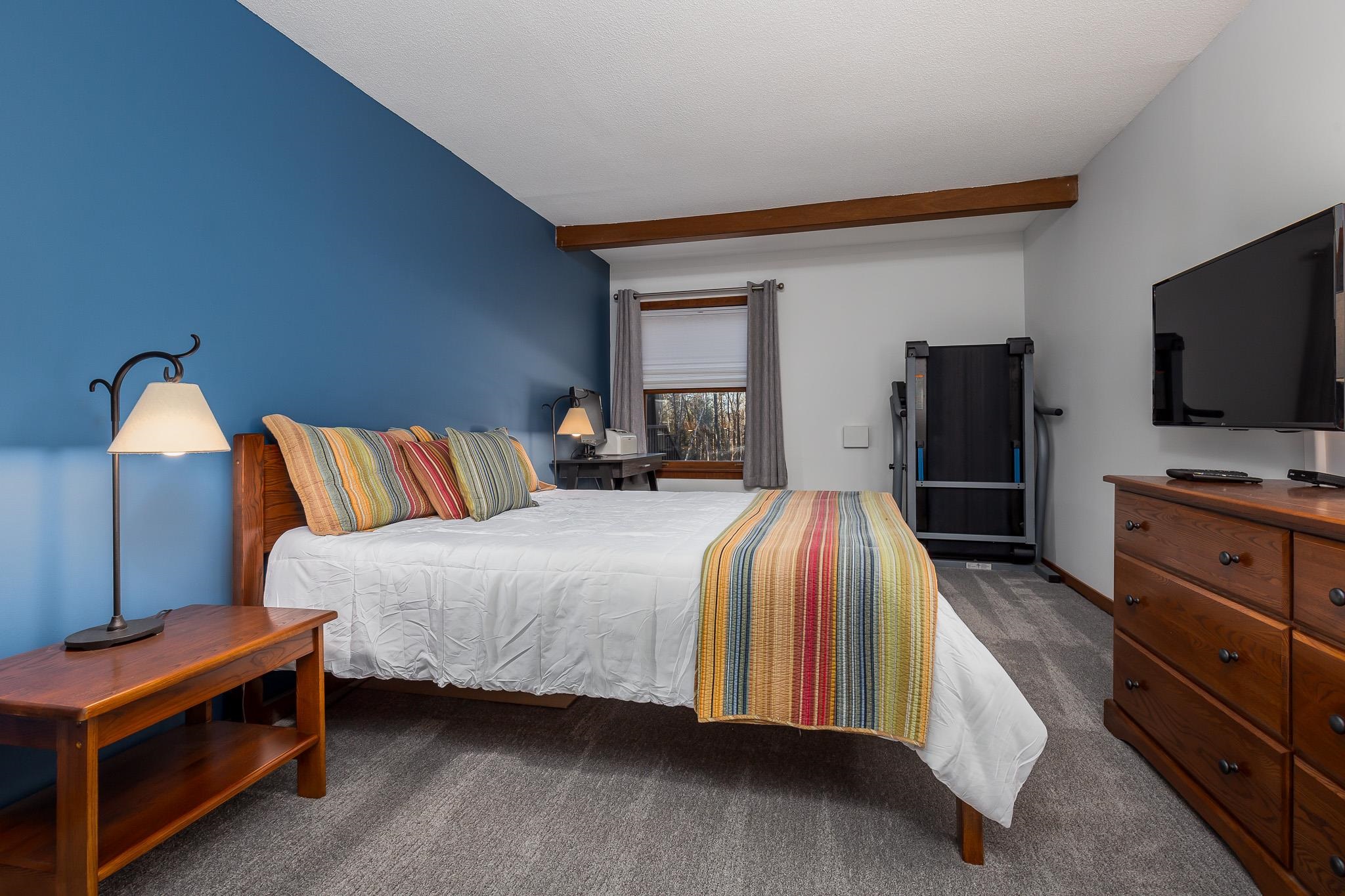 118 Gateway Court Unit: 2-B
