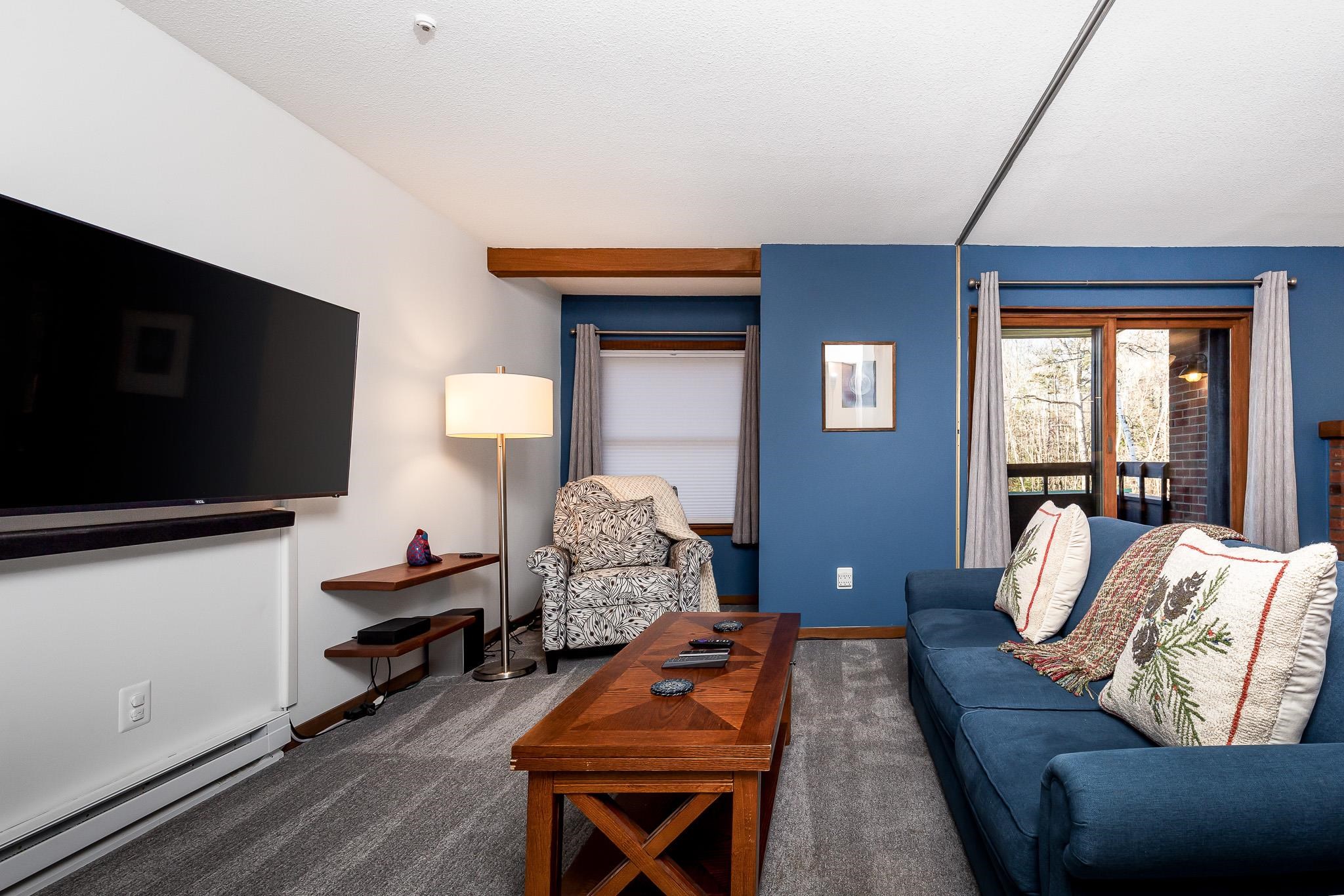 118 Gateway Court Unit: 2-B