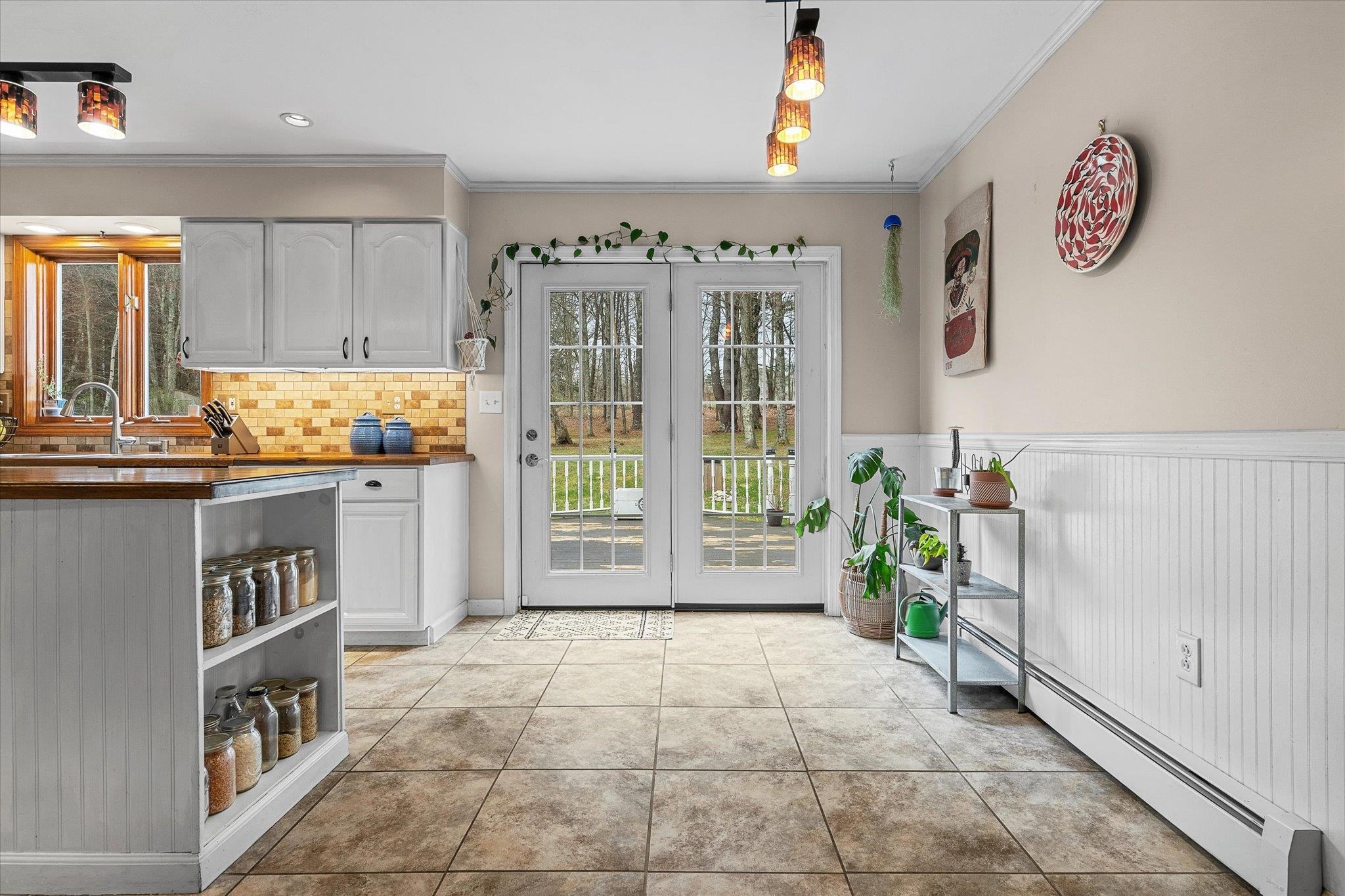 216 Maplewood Drive