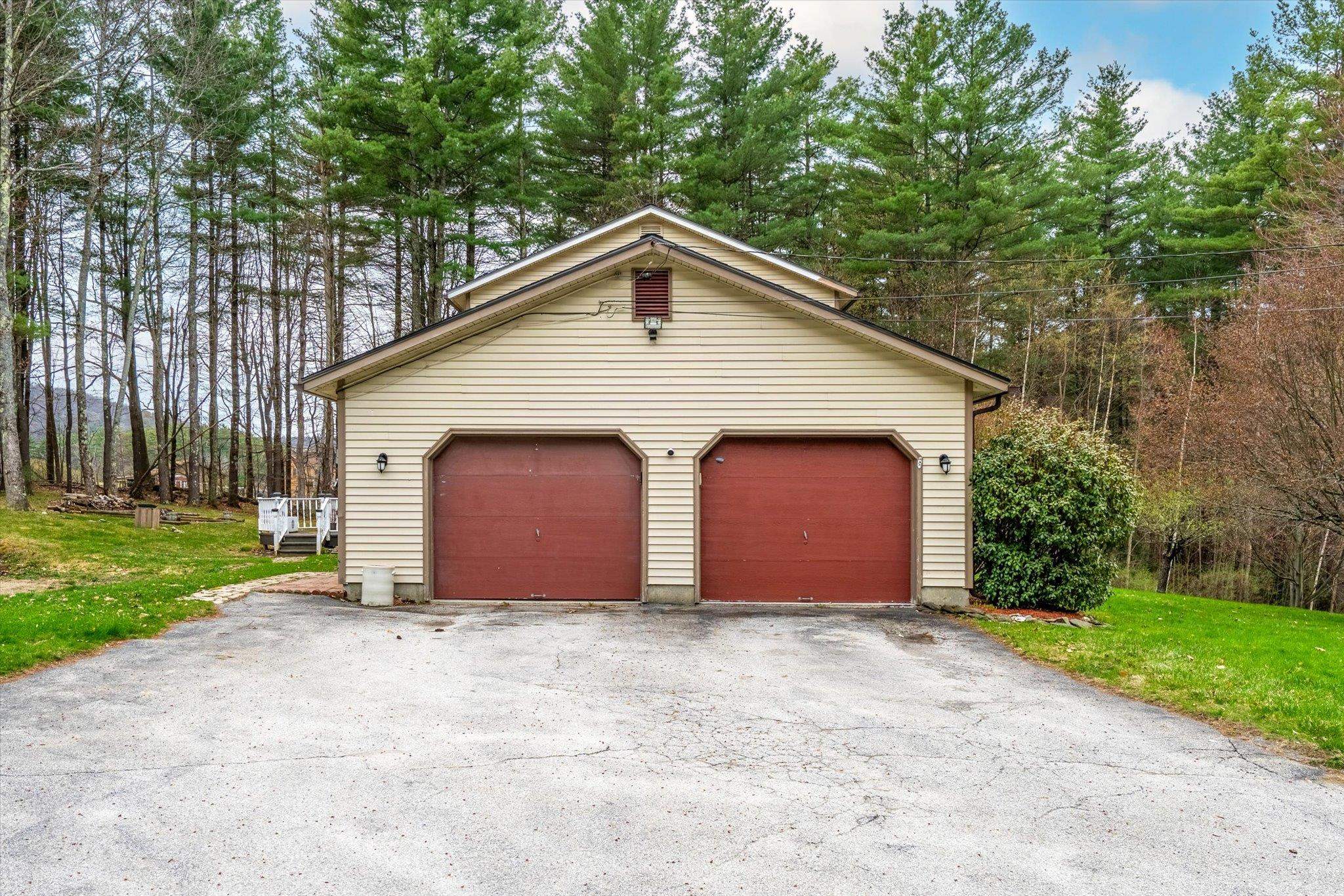 216 Maplewood Drive