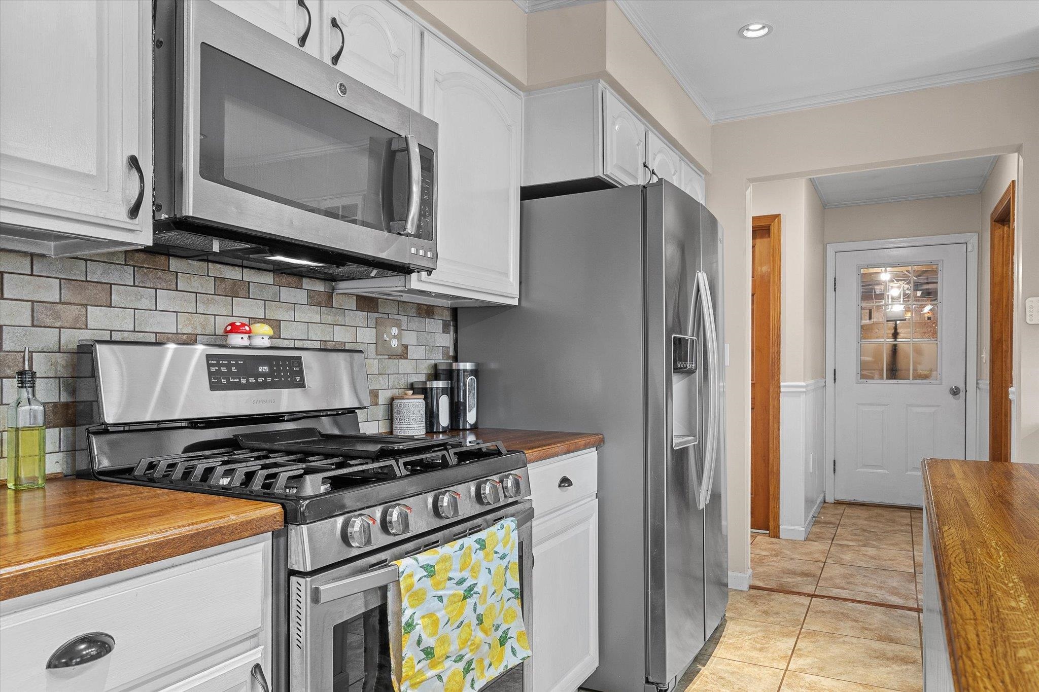 216 Maplewood Drive