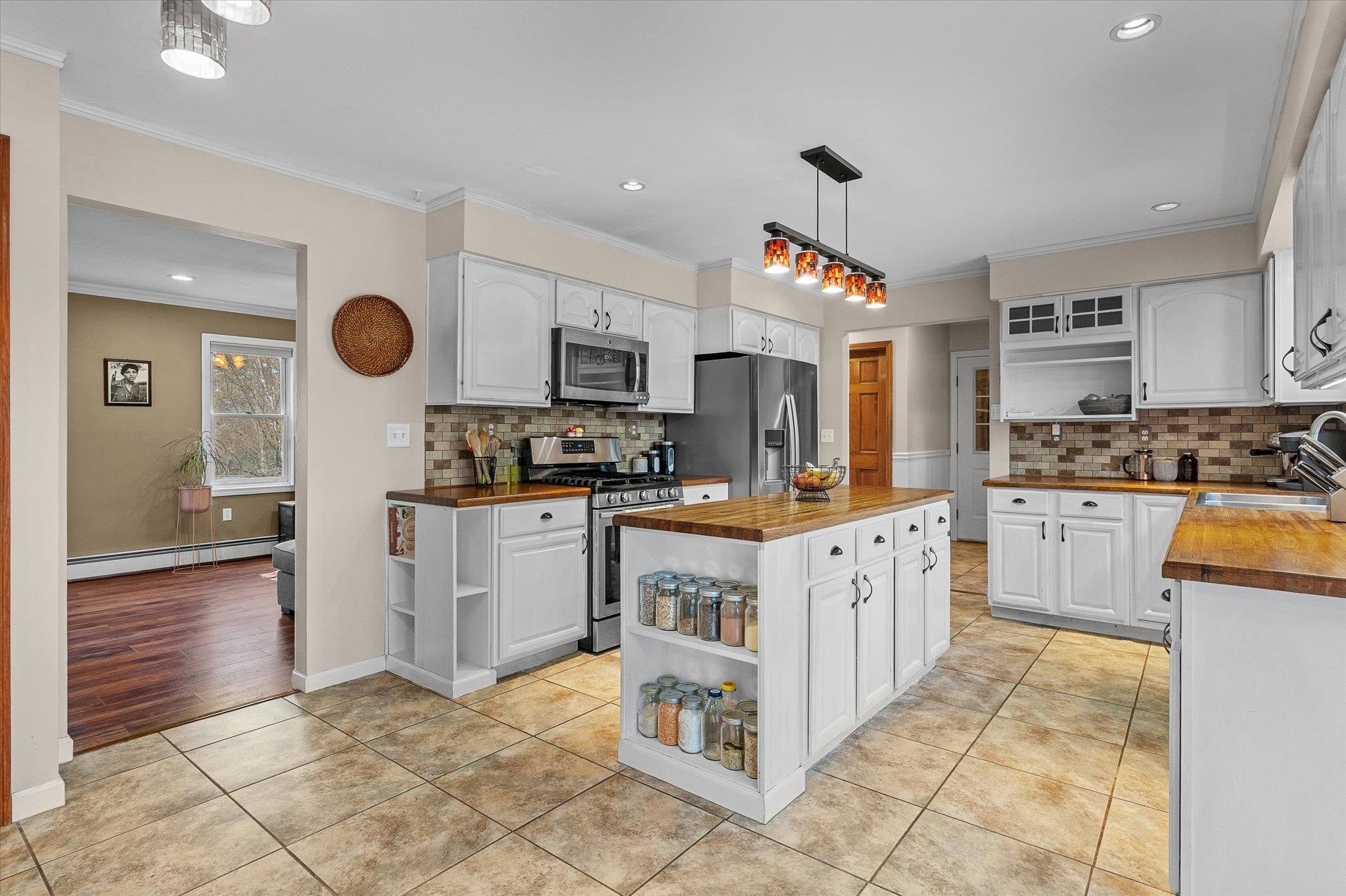 216 Maplewood Drive