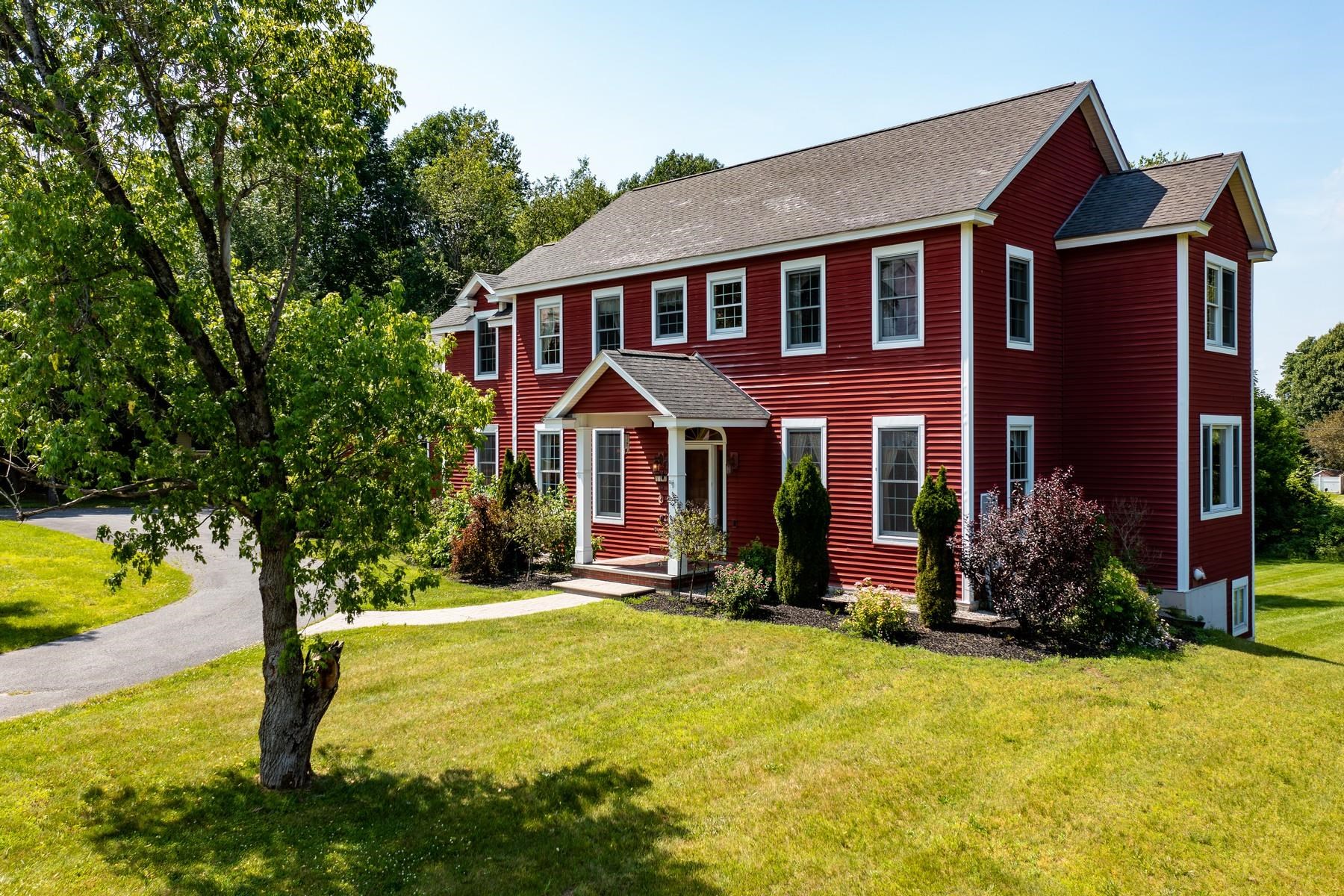 11 Tuttle Meadow Drive