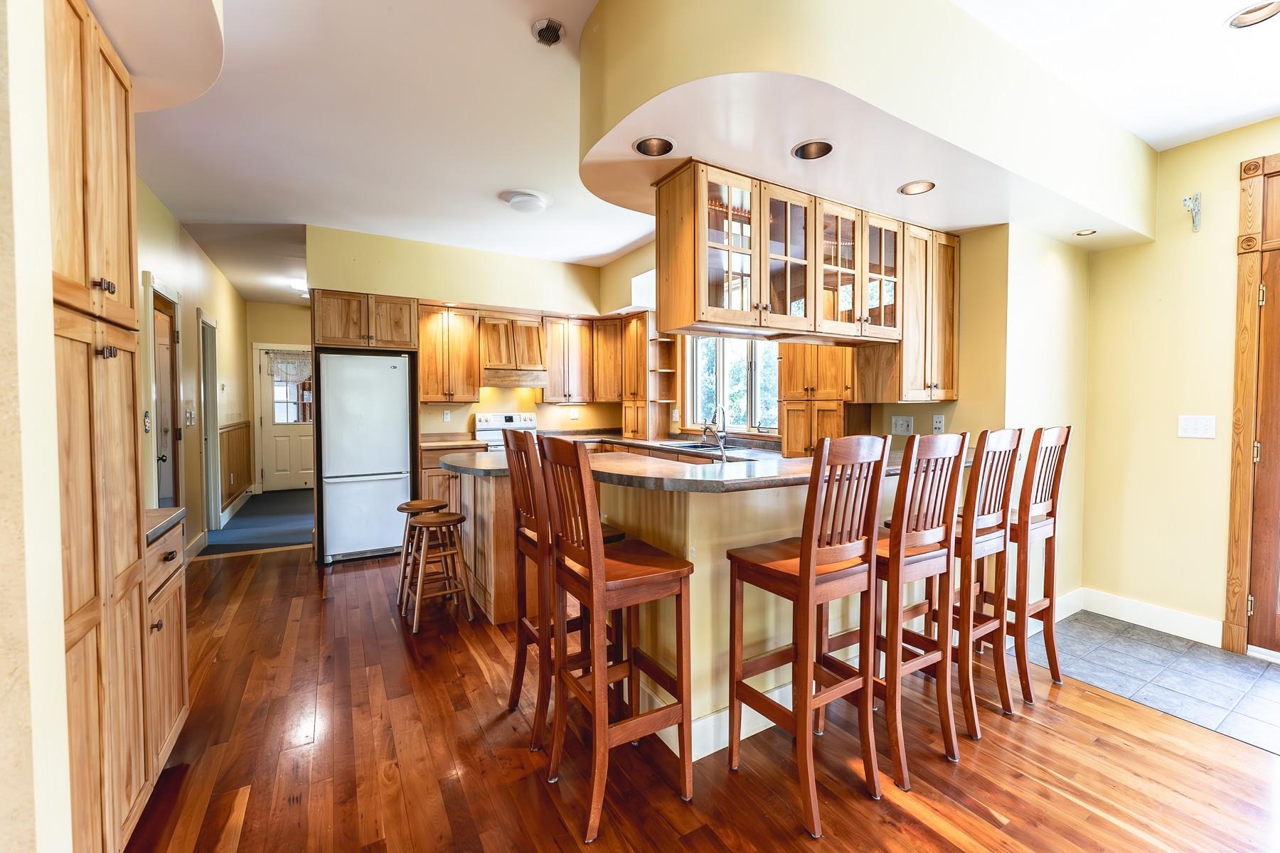 11 Tuttle Meadow Drive