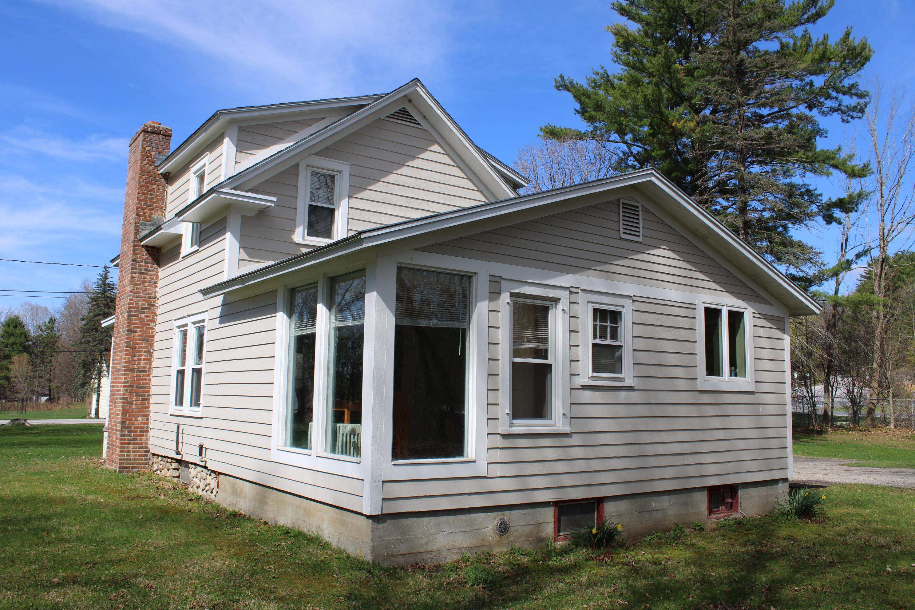 43 Middle Road